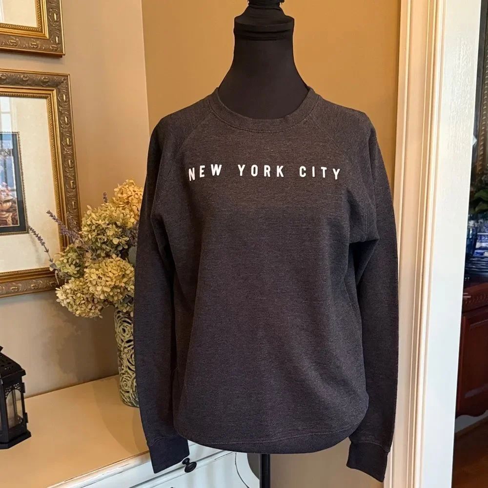 Independent Gray New York City Sweatshirt - L - Excellent Condition